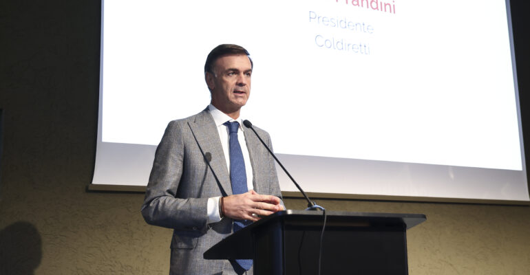 “Il vino italiano tra eccellenza e sfide globali” Incontro con il Territorio, Ca’ del Bosco – Erbusco